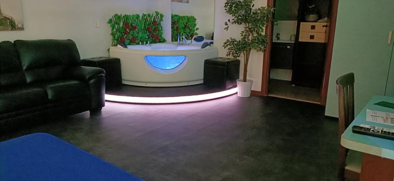 Hotel Youri Il Magnifico Генуа Екстериор снимка