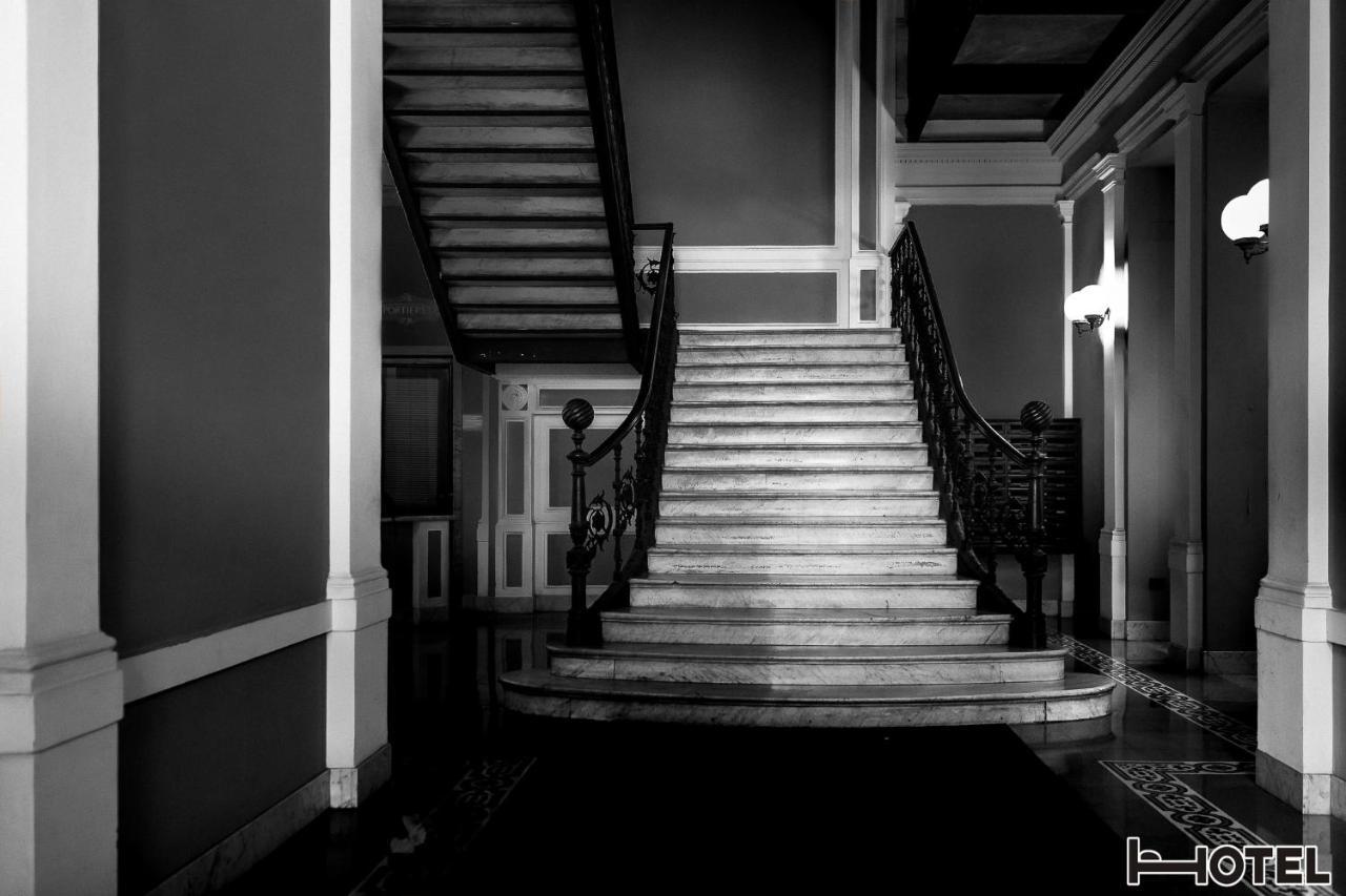 Hotel Youri Il Magnifico Генуа Екстериор снимка
